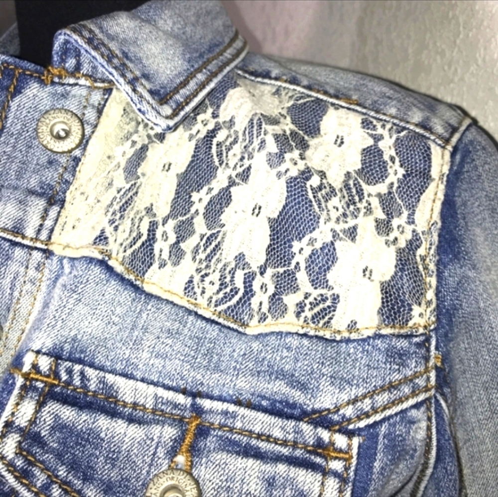 Zanadi Jean Jacket with Lace Inserts - Picture 3 of 7